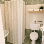Mosaic Gardens Apartment *