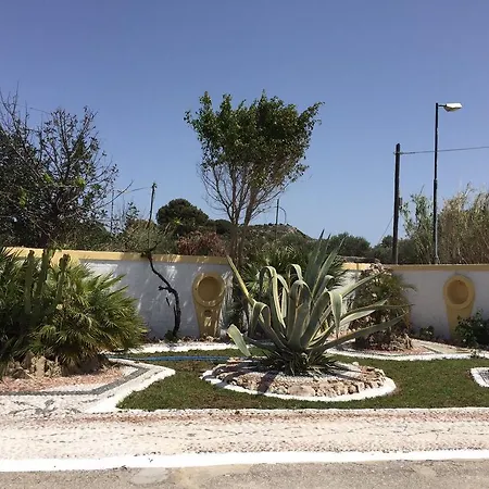 Mosaic Gardens Διαμέρισμα *