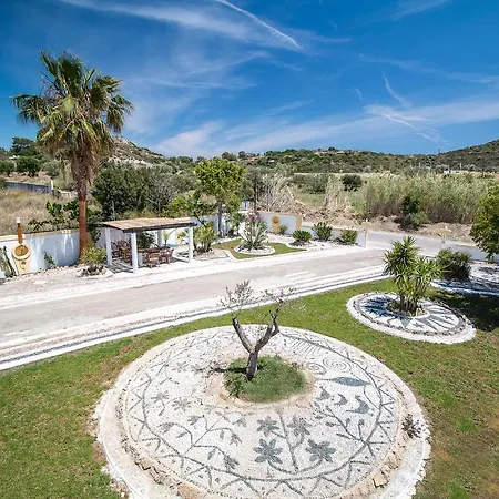 شقة Mosaic Gardens *